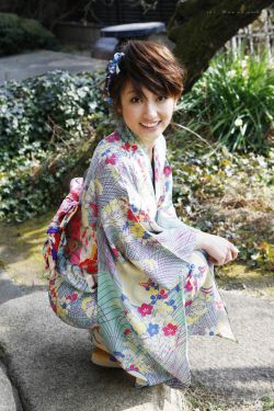 草莓三姐妹