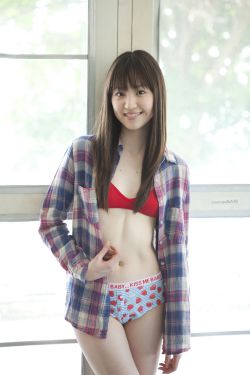蝴蝶效应2滚沙发截取了一段小视